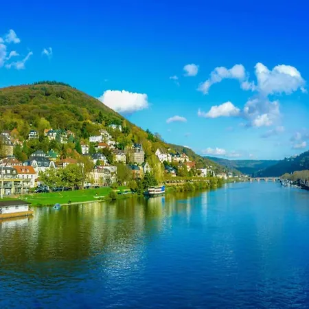 펜션 Near The Rhine River, Cleaning Included